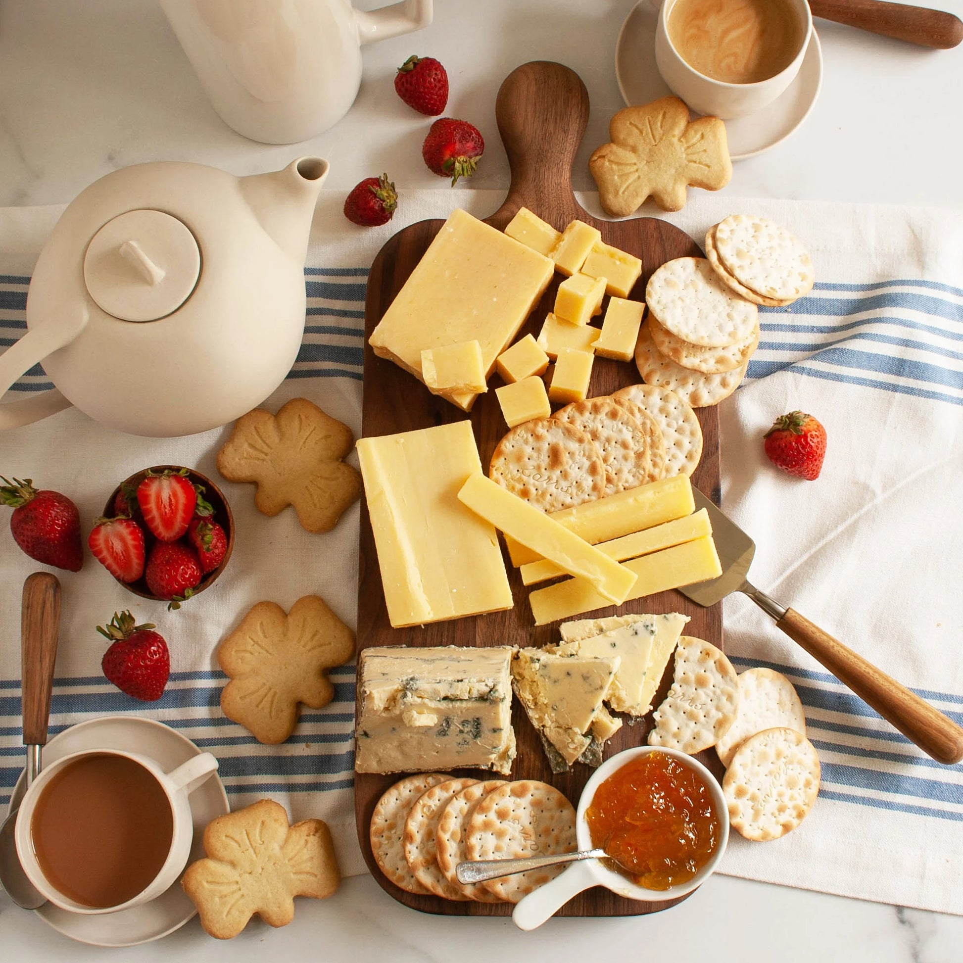 a Little Bit of Ireland Gourmet Food Assortment (3.1 Pound)